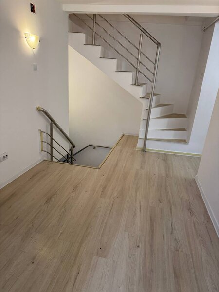 Turda- Banu Manta Particular Vila  pozitie exceptionala, 12 cam,